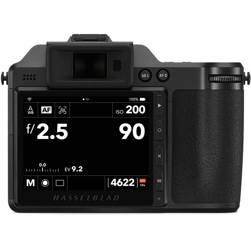 Cреднеформатная беззеркальная камера Hasselblad X2D 100C