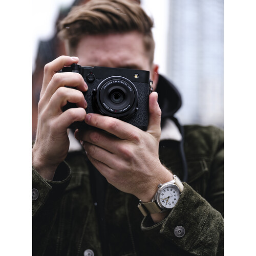 Цифровой среднеформатный фотоаппарат Fujifilm GFX 100RF Black