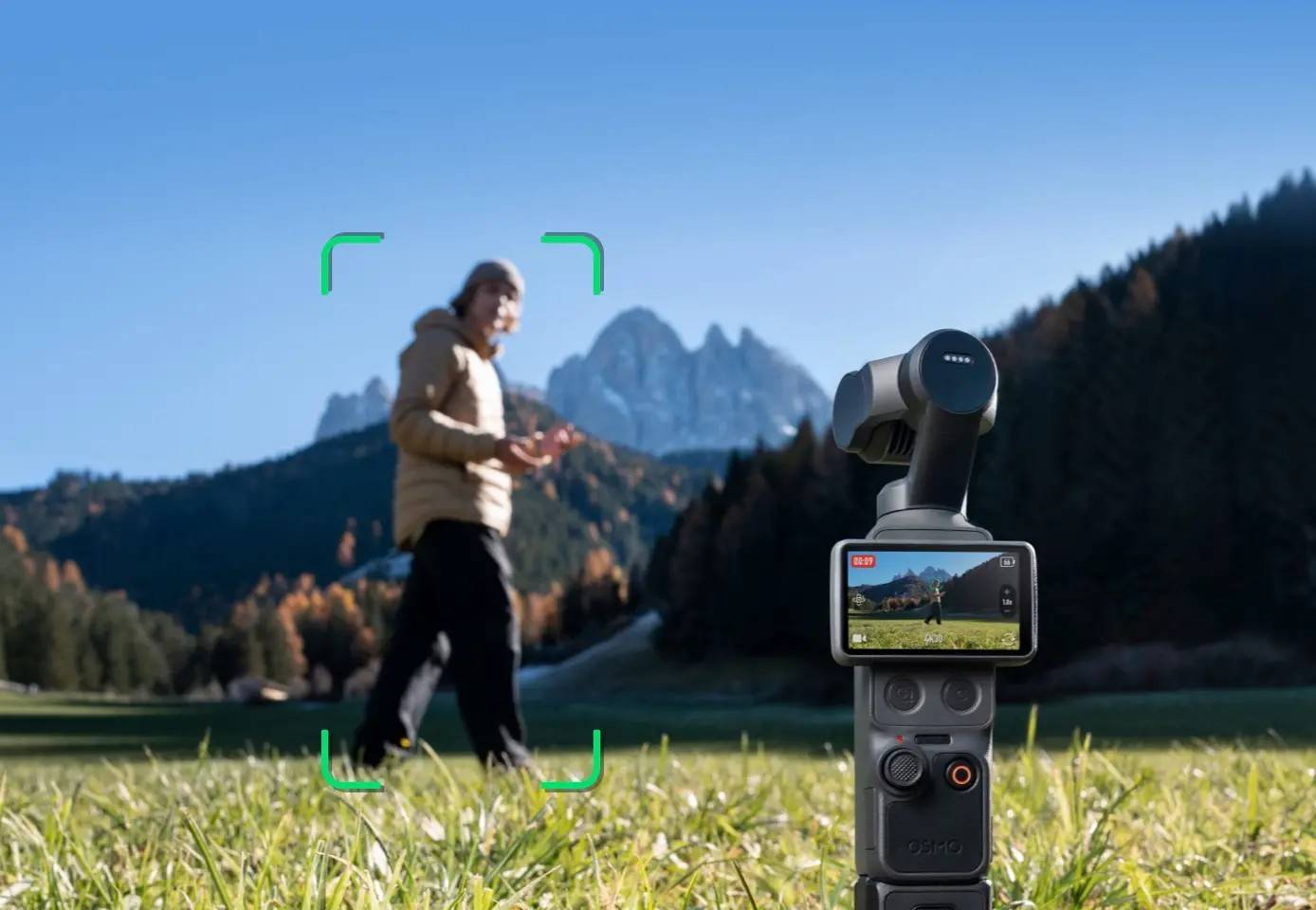 Экшн-камера DJI Osmo Pocket 4 Essential Combo