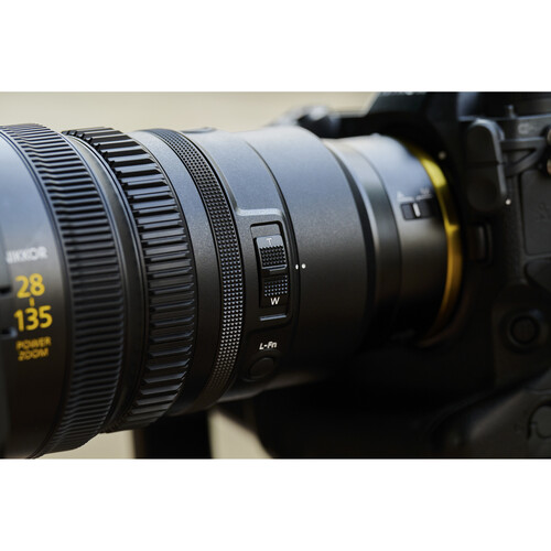Объектив Nikon Z 28-135mm f/4 PZ Nikkor