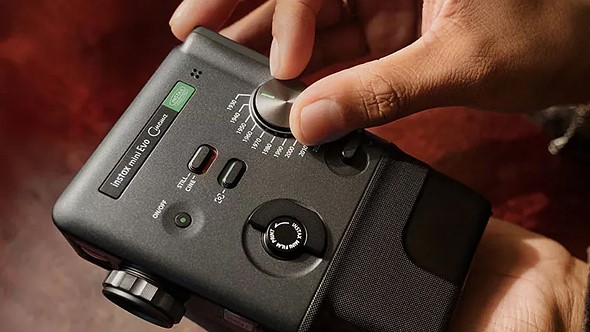 Моментальный фотоаппарат/камера Fujifilm Instax mini Evo Cinema Hybrid