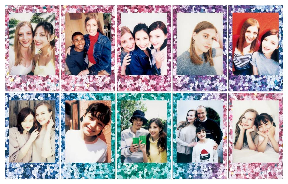Пленка Fujifilm instax mini Confetti Film (10 штук в упаковке) подходит для фотокамер и принтеров instax mini
