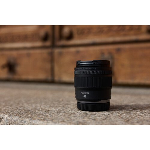 Объектив Canon RF 45mm f/1.2 STM
