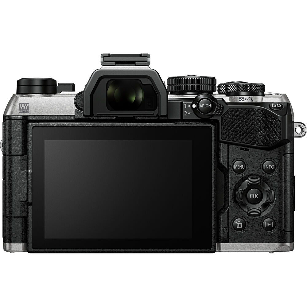 Цифровой фотоаппарат OM SYSTEM / Olympus OM-5 Mark II Kit (M.Zuiko Digital ED 12-45mm f/4 PRO) Silver