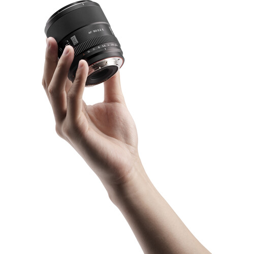 Объектив Viltrox 90mm f/2.2 EVO AF (для камер Sony E)