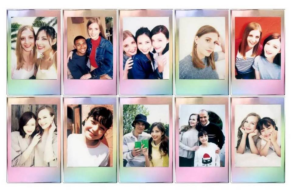 Пленка Fujifilm instax mini Mermaid Tail Film (10 штук в упаковке) подходит для фотокамер и принтеров instax mini