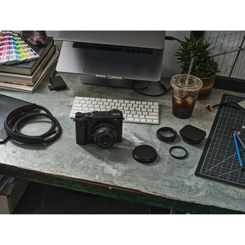 Цифровой среднеформатный фотоаппарат Fujifilm GFX 100RF Black