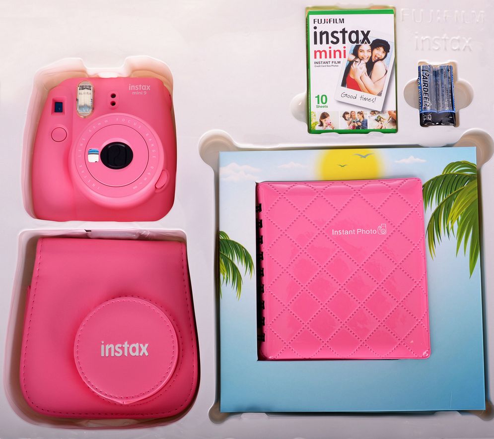 Поступление подарочных наборов Fujifilm Instax mini 9 (фотоаппарат+кожаный чехол+пленка+фотоальбом)