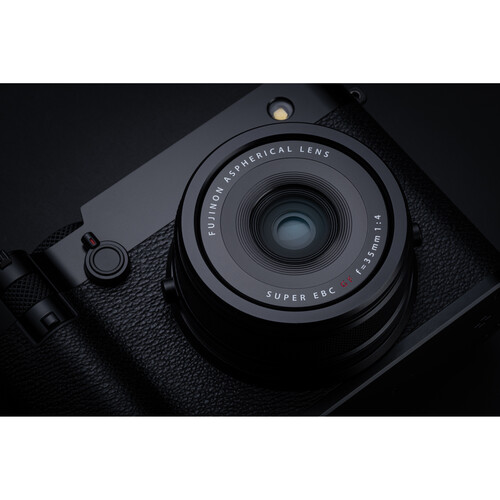 Цифровой среднеформатный фотоаппарат Fujifilm GFX 100RF Black