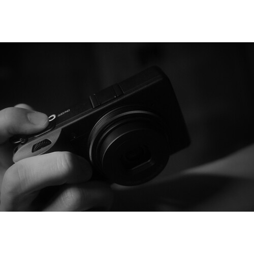 Компактный фотоаппарат RICOH GR IV Monochrome