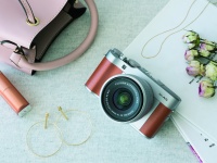 Представлена новая FUJIFILM X-A5 — стильная, легкая и компактная цифровая беззеркальная фотокамера