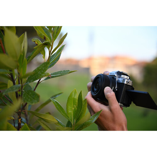 Объектив Nikon Z DX 24mm f/1.7 Nikkor
