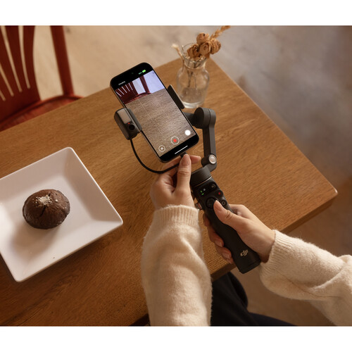Электронный стабилизатор DJI Osmo Mobile 7P для смартфонов