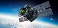 Canon запустит на орбиту спутник с камерой на базе зеркальной модели EOS 5D