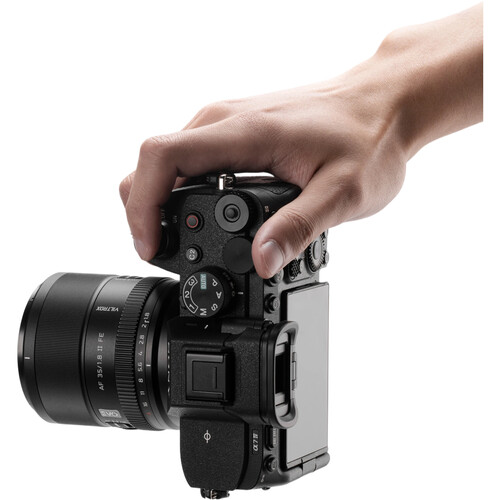 Объектив Viltrox AF 35mm f/1.8 II EVO (для камер Sony E)