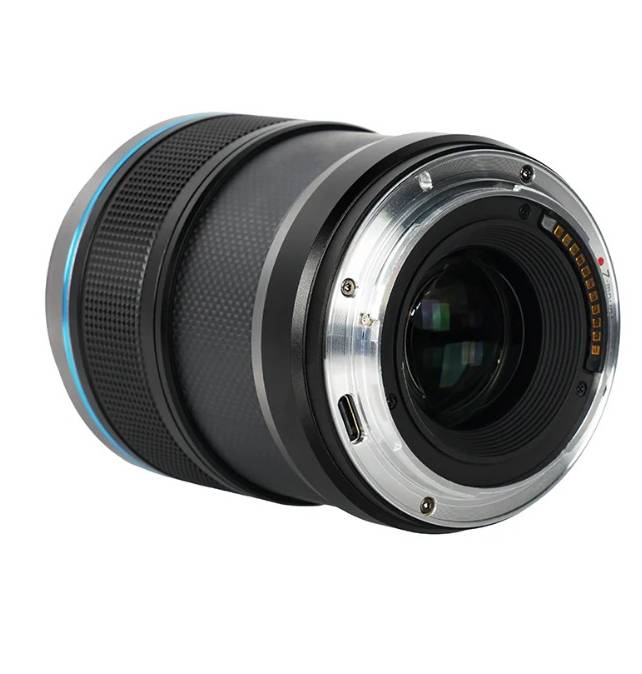 Набор из 2-х объективов (SIRUI Sniper 16mm f/1.2 APS-C с автофокусом для Sony E Black) + (SIRUI Sniper 75mm f/1.2 APS-C с автофокусом для Sony E Black)