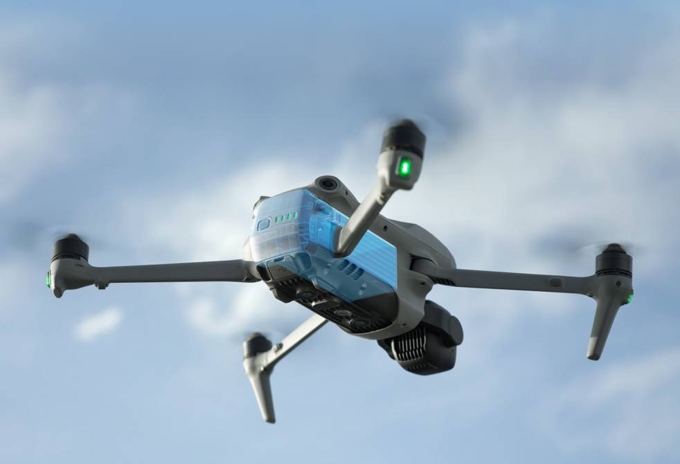 Поступление дронов DJI Air 3S Fly More Combo с пультом DJI RC 2