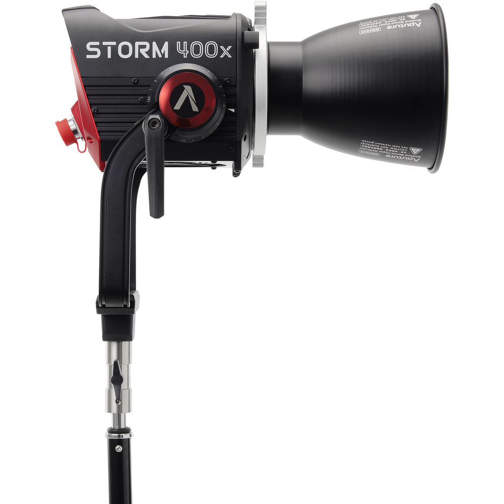 Светодиодный осветитель Aputure STORM 400x Tunable White LED Monolight V-Mount (2500K–10000K, при 5600K: 64600 Lux 6001 fc (1м) с рефлектором 35º, Вых. мощность 400W, CRI>95, TLCI>94)
