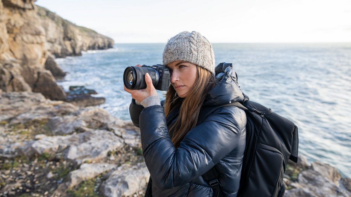 Canon представила легкий и компактный универсальный объектив RF 24–105mm F4–7.1 IS STM и анонсирует другие модели RF 2020 года