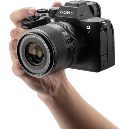 Объектив Viltrox AF 35mm f/1.8 II EVO (для камер Sony E)