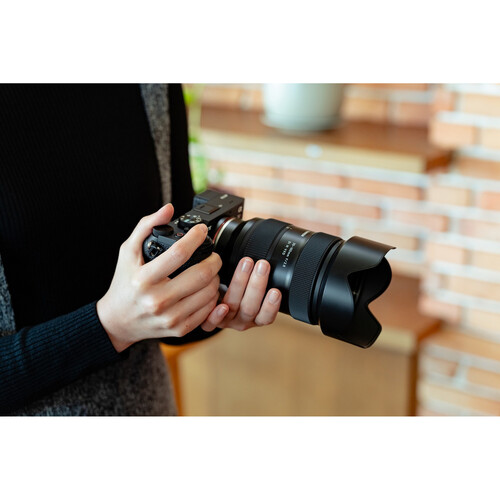 Объектив Tamron 35-100mm f/2.8 Di III VXD (A078) для Sony E