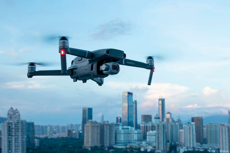 В продажу поступили дроны DJI Mavic 2 Pro Fly More Kit