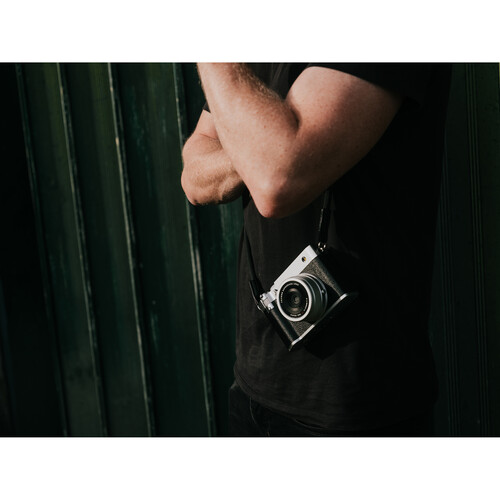 Цифровой среднеформатный фотоаппарат Fujifilm GFX 100RF Silver
