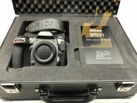 Nikon демонстрирует юбилейные D5 и D500