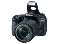 Раскройте свой творческий потенциал с новой камерой EOS 80D и объективом EF S 18–135mm f/3.5–5.6 IS Nano USM