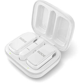 Комплект беспроводных микрофонов петличек RODE Wireless Micro 2-Person (1 приемник + 2 передатчика + зарядный кейс) с разъемом Lightning для iPhone и iOS планшетов (Белый)