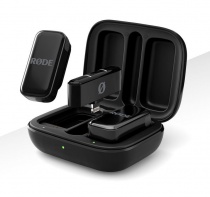 Комплект беспроводных микрофонов петличек RODE Wireless Micro 2-Person (1 приемник + 2 передатчика + зарядный кейс) с разъемом Lightning для iPhone и iOS планшетов (Черный)