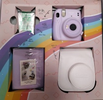 Подарочный набор Fujifilm Instax mini 11 Lilac Purple (фотоаппарат + чехол + пленка + фотоальбом + батарейки) NEW