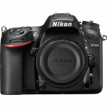 Цифровой фотоаппарат Nikon D7200 Body